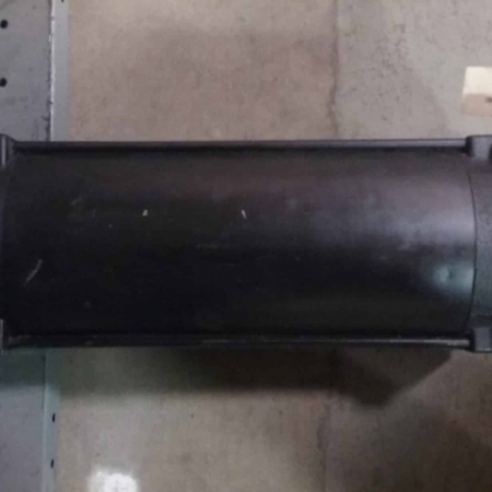 Allen Bradley Servo Motor - 1326AB-B3E-11
