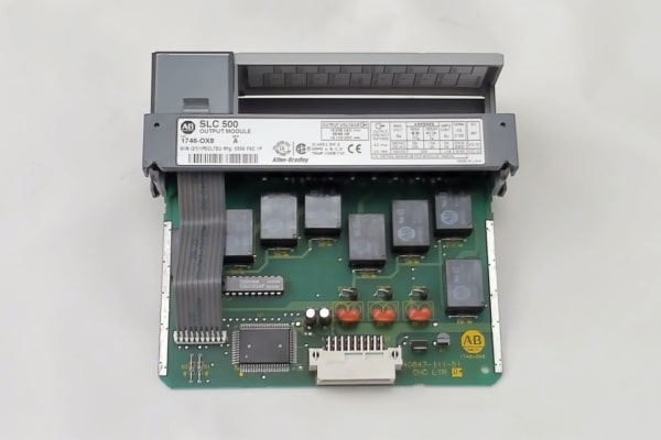 ALLEN BRADLEY - 1746-OX8 - USED