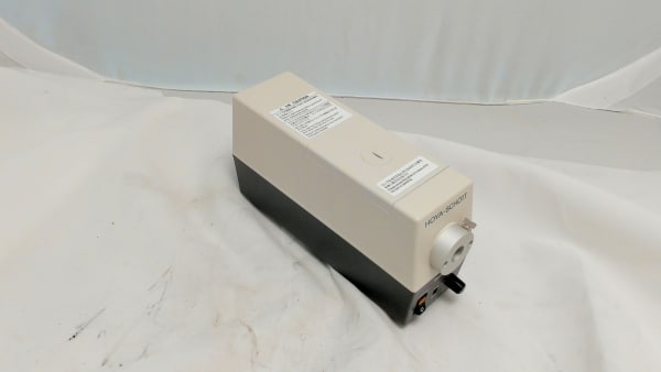 HOYA-SCHOTT - MEGALIGHT 100 - USED NO CORDS - Image 2