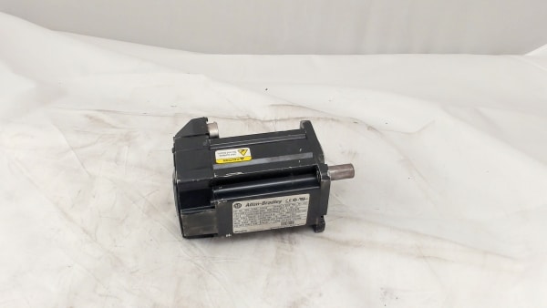 ALLEN BRADLEY - MPL-A320P-HJ22AA - USED