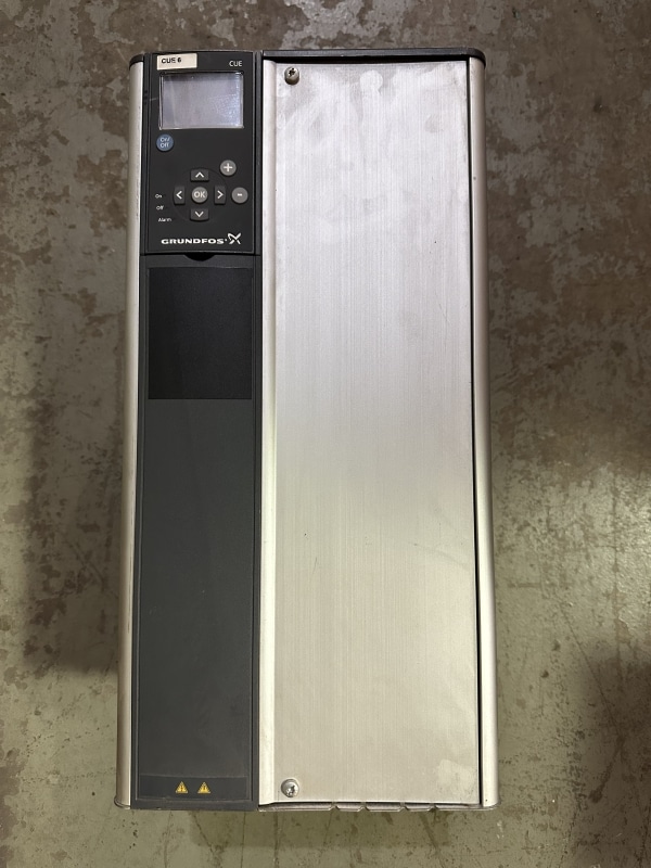 GROUNDFOS - CUE 3X380-500V IP20 37KW 73A/6 - USED