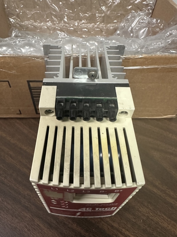 LENZE - SM410 - USED - Image 3