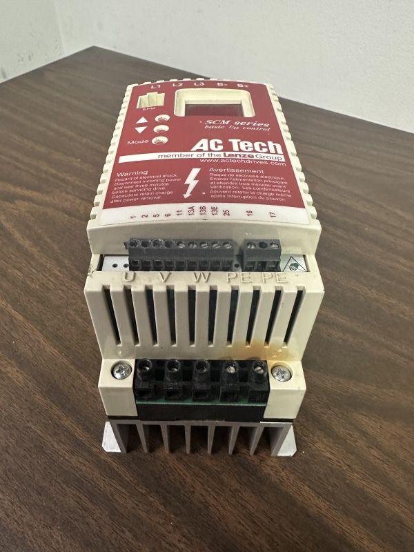 LENZE - SM420 - USED - Image 4