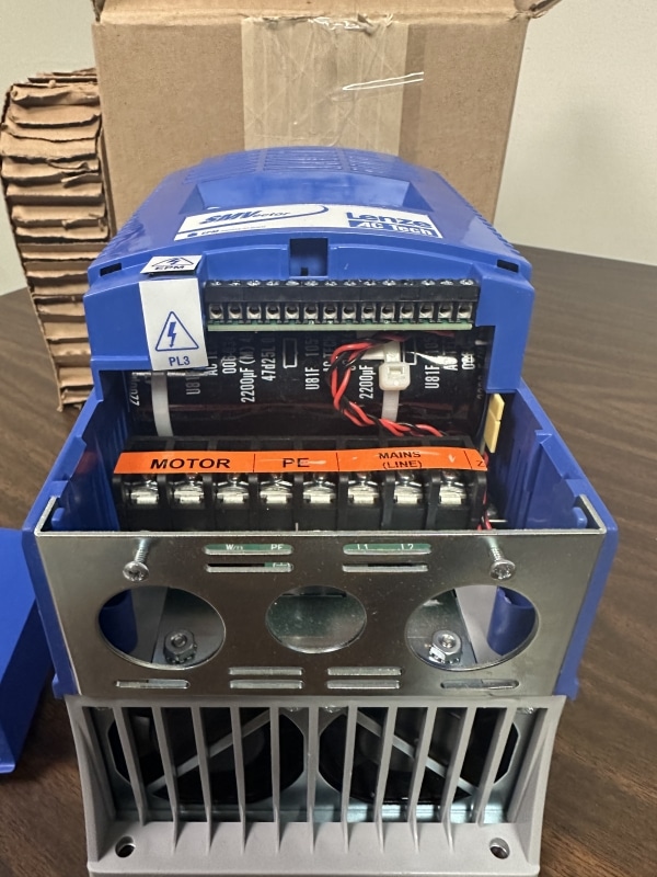 LENZE - ESV752N02TXBXX1K49 - OPEN BOX - Image 3